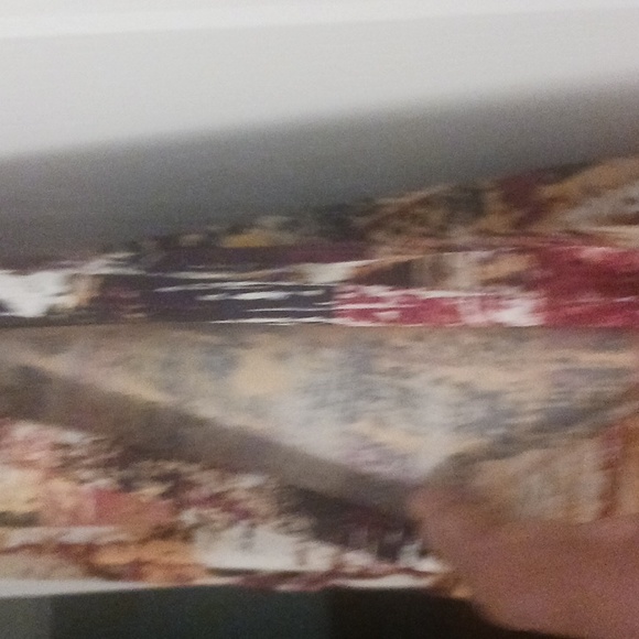 Multi color tie top - Picture 3 of 3